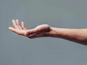 Picture of a hand