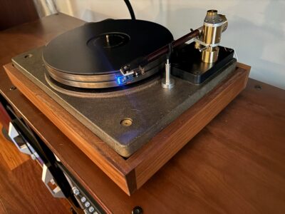 Galibier Design - Schröder Arm Rest on Fern & Roby Turntable