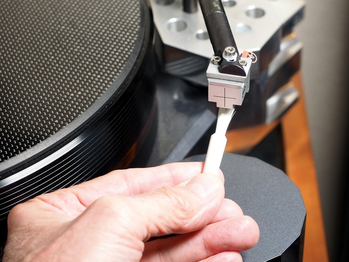 Stylus Cleaning: Magic Eraser Cleanup Galibier Design - Stylus Cleaning: Magic Eraser Cleanup